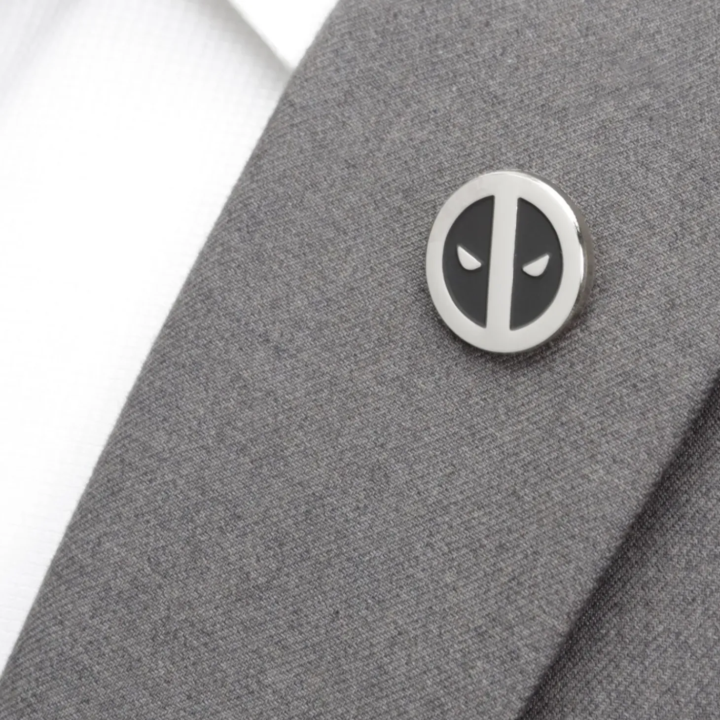 Marvel Deadpool Silver Mask Lapel Pin