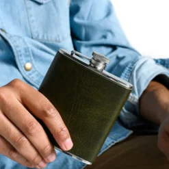 Moore & Giles FLASK TITAN MILLED OLIVE