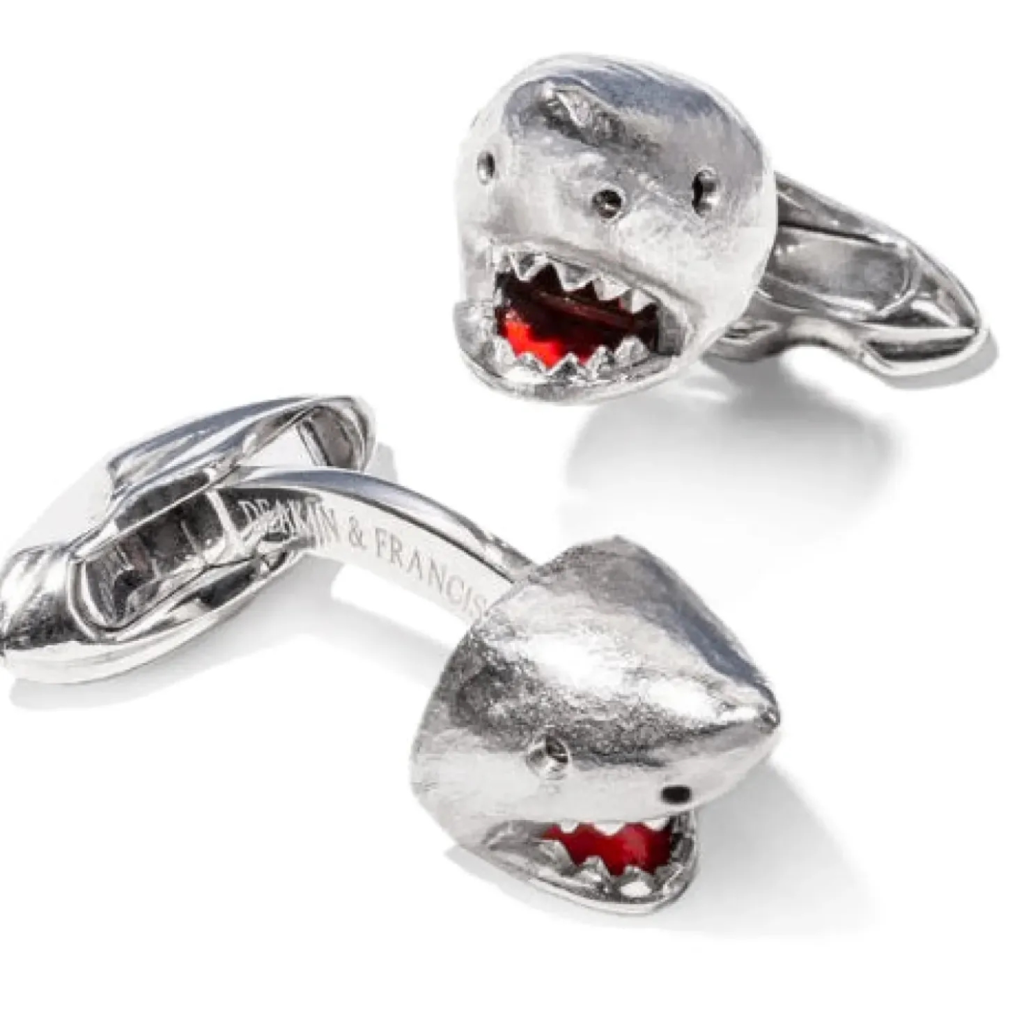 Deakin & Francis 18K White Gold Shark Cufflinks with Moving Jaw
