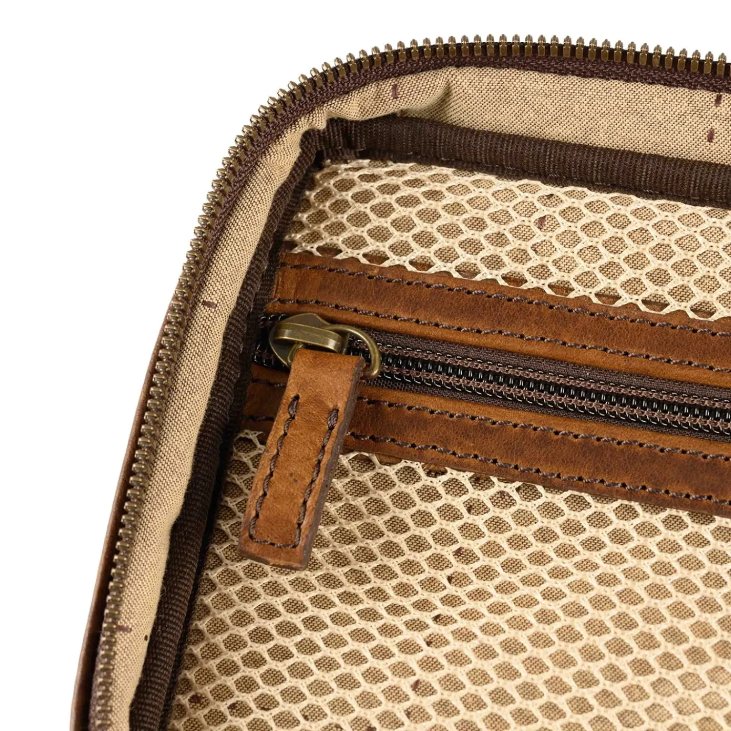 Moore & Giles Kent Travel Kit in Brompton Brown