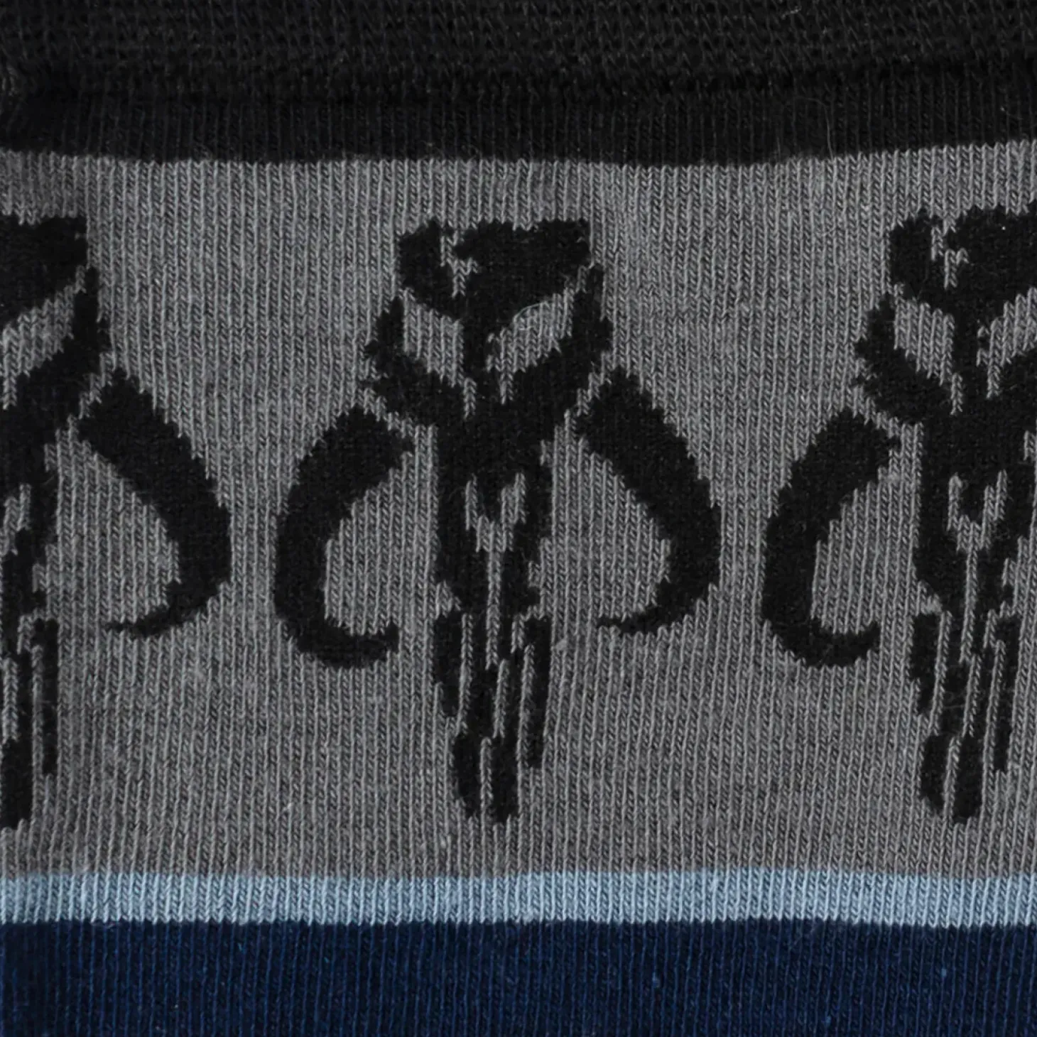 Star Wars Mandalorian Mythosaur Stripe Gift Set
