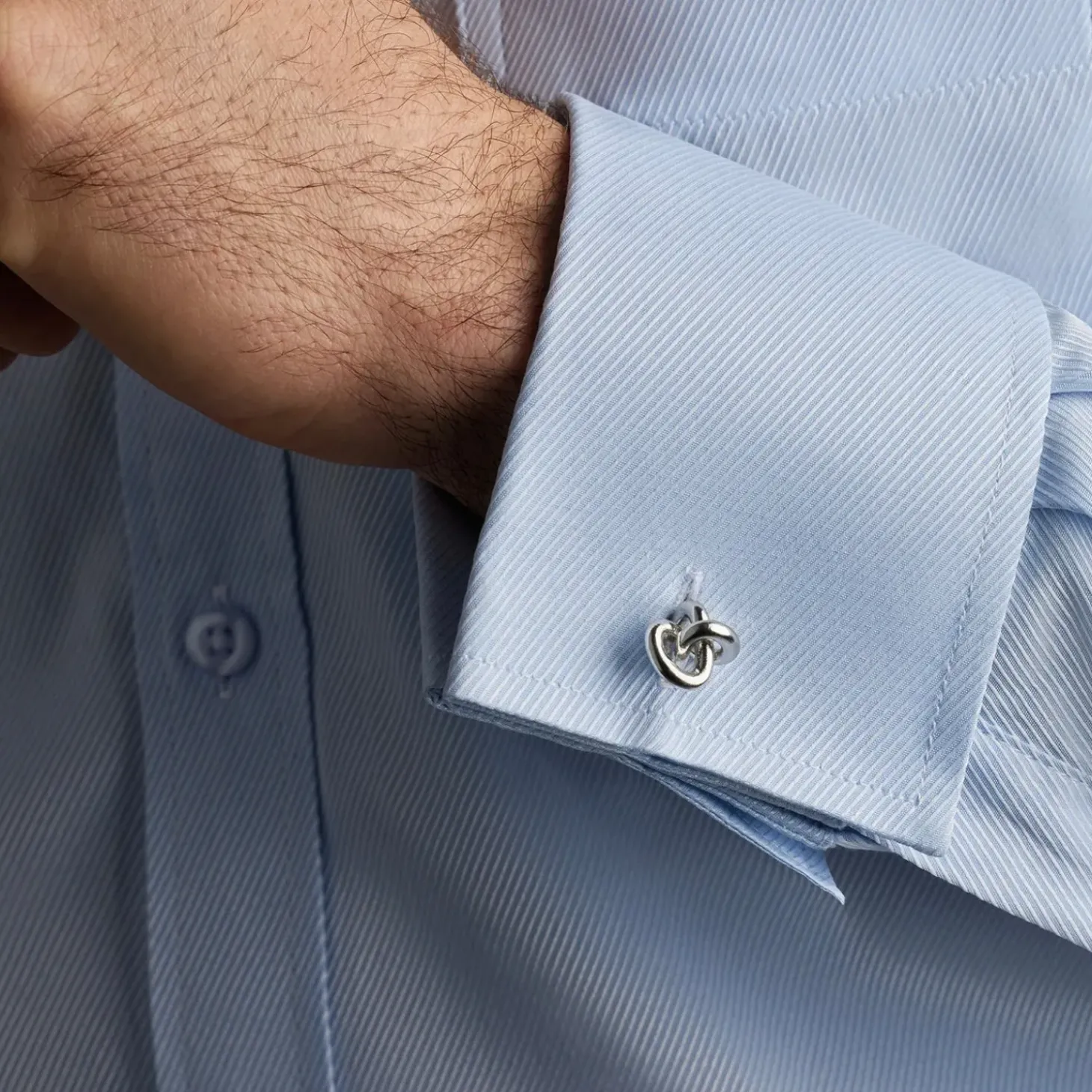 Fils Unique "GAMBIT" Knot Cufflinks