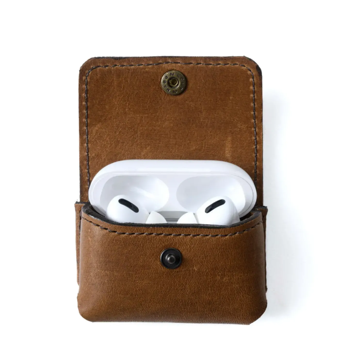 Moore & Giles RECLAIMED AIRPOD CASE V2 HEIRLOOM OAK